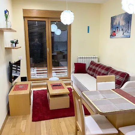 Dragisic Kalman D5 Apartment